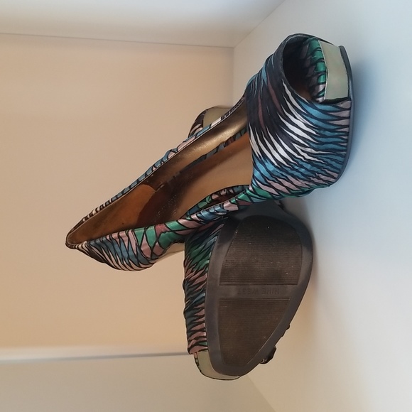 Nine West Open Toe Size 8.5 Heels - Picture 4 of 4